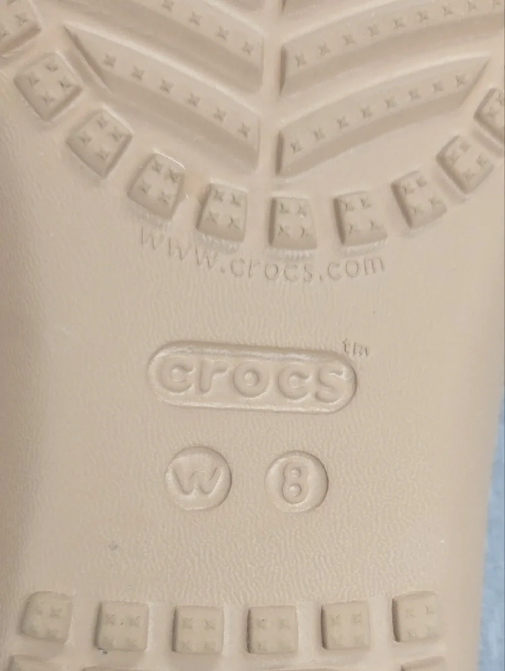 Crocs Kadee II Leopard Print Flip Flops Women's Size 8